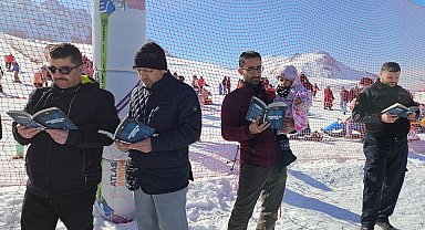 Erciyes'te kitap okudular