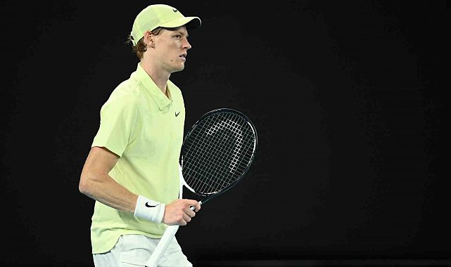 Erkekler Avusturya Açık'ta kazanan Jannik Sinner