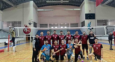 Erzurum Gençlik Spor Voleybol Kulübü deplasmandan 3 puanla dönüyor