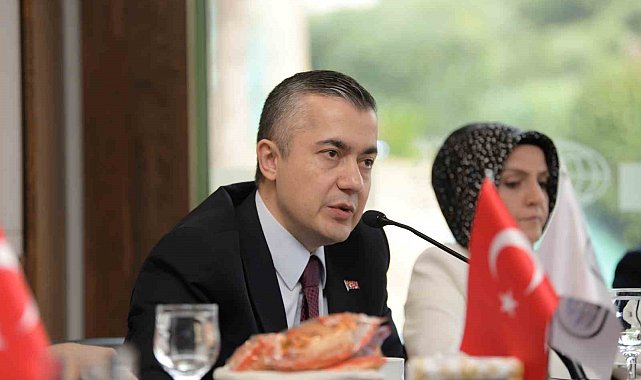 Esenyurt Belediyesi Başkan vekili Can Aksoy, muhtarlarla buluştu