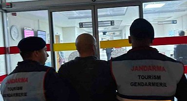 Eşine satırla dehşeti yaşattı