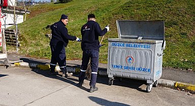 Evsel olmayan atıkları konteynerlere atmayın