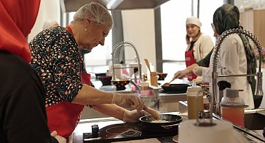 EYKOM'da ailelere sağlıklı beslenme eğitimi düzenledi