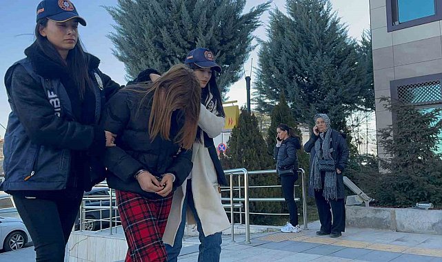 Faciada ölenlerin yakınlarına saygısızlık eden şahıs hakim karşısında