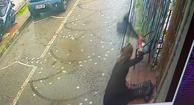 Fatih'te işletmeci ile seyyar satıcı arasındaki cinayetinin yeni görüntüleri ortaya çıktı