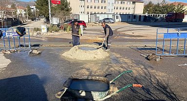 Fen işleri müdürlüğü ekipleri çalışmalarını sürdürüyor