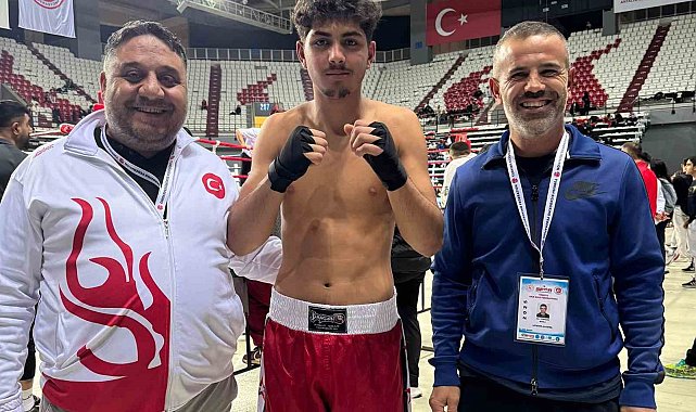 Fethiyeli sporcu Kick Boks'ta Türkiye üçüncüsü oldu