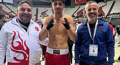 Fethiyeli sporcu Kick Boks'ta Türkiye üçüncüsü oldu