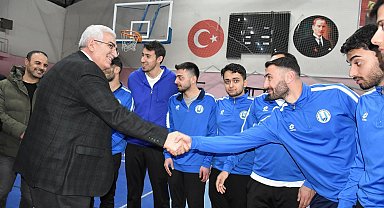 Filenin Dadaşları'na Milletvekili Öz'den tebrik