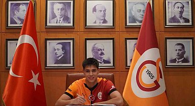 Galatasaray, genç futbolcu Berat Yılmaz'ın sözleşmesini uzattı