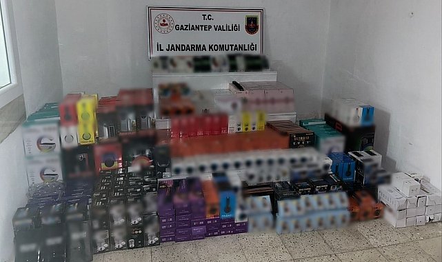Gaziantep'te 3 milyon TL değerinde kaçak elektronik eşya ele geçirildi
