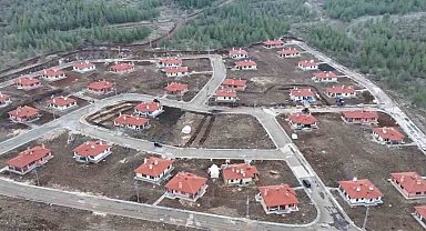 Gaziantep'te köy evlerine yerleşen depremzedelerden devlete teşekkür