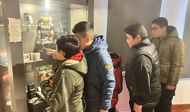 Gebzeli çocuklar oyuncak müzesinde