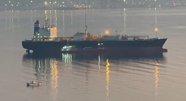 Gemlik'te kötü kokuların geldiği gemi hakkında soruşturma başlatıldı