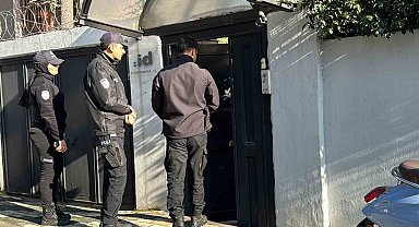 Gözaltına alınan menajer Ayşe Barım'ın iş yerinde arama yapılıyor