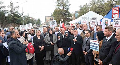 HAK-İŞ Genel Başkanı Arslan, Diyarbakır anneleri ve DEM'li belediyelerin işten çıkardığı işçilerle görüştü