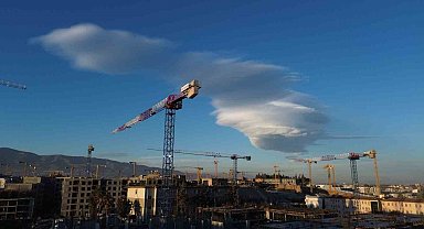 Hatay'da mercek bulutları görsel şölen sundu