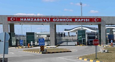 Hayvan ilacı beyan edildi, 11 kilo esrar çıktı