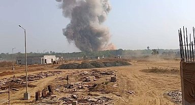 Hindistan'da mühimmat fabrikasında patlama: 8 ölü