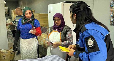 Iğdır'da kadınlara KADES uygulaması anlatıldı