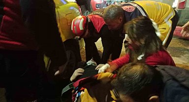 Iğdır'da sıkışmalı trafik kazası