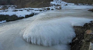 Iğdır'ın yüksek kesimlerinde akarsular dondu