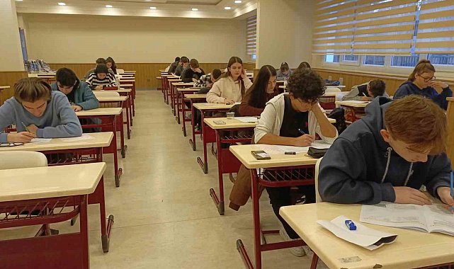 İhlas Koleji bursluluk sınavı yoğun katılımla gerçekleşti
