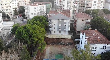 İnşaat alanında heyelan oldu, bina kaydı, vatandaşlar korku dolu anlar yaşadı