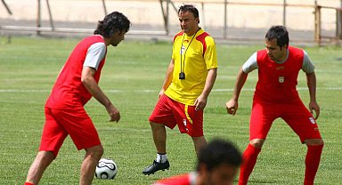 İran takımı İstiklal, Engin Fırat'ı gündemine aldı