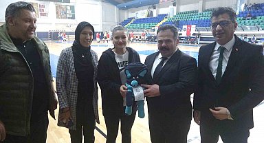 İşitme Engelliler Futsal Türkiye Şampiyonası Kütahya'da başladı