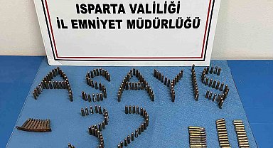 Isparta'da evinde silah ve fişeklerle yakalanan şüpheli tutuklandı