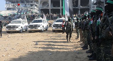 İsrail'in Filistinli mahkumları 18.00'de serbest bırakması bekleniyor