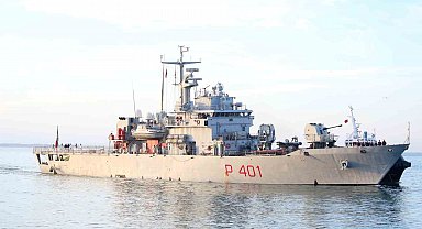 İtalya'nın gönderdiği 49 düzensiz göçmen Arnavutluk'a ulaştı