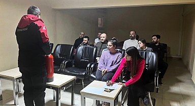 İtfaiye ekiplerinden kamu personellerine 'yangın güvenliği' eğitimi