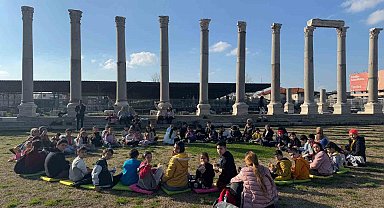 İzmirli çocuklar, yarıyıl tatilinde eğlenerek öğrendi