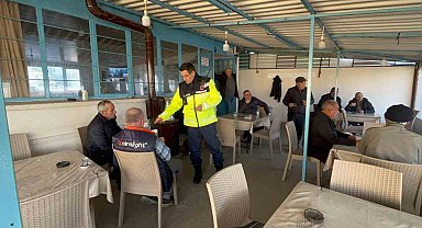 Jandarma, traktör sürücülerini bilgilendirdi