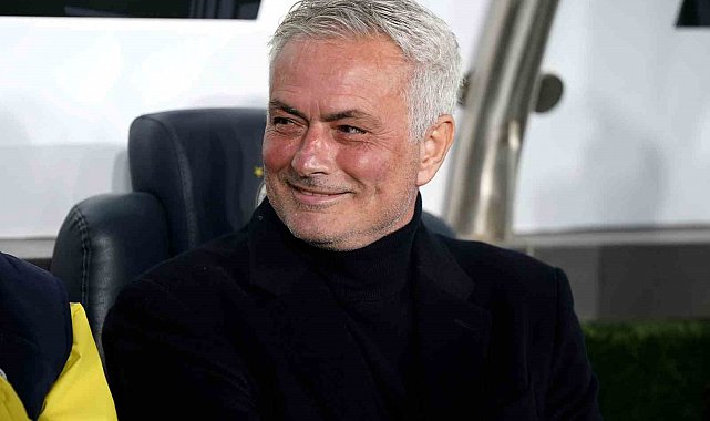 Jose Mourinho'dan Lyon maçında 5 değişiklik