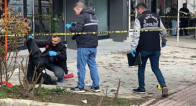 Karaman'da kaldırımda beklerken silahlı saldırıya uğrayan şahıs öldü