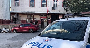 Kardeşiyle yürürken eski eşi tarafından ateş açıldı: 2 yaralı