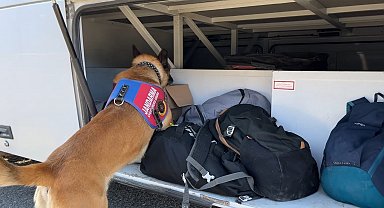 Kars'ta İranlı yolcunun makatından uyuşturucu çıktı