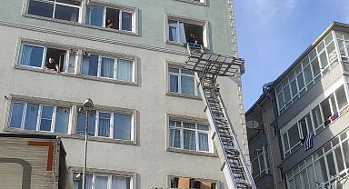 Kartal'da çatlaklar oluşan 7 katlı bina tahliye edildi