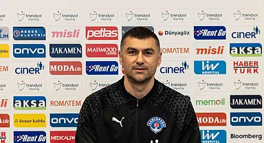 Kasımpaşa, teknik direktörlük görevine Burak Yılmaz'ın getirildiğini açıkladı.