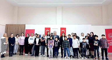 Kaymakam Öztürk çocuklarla birlikte etkinlik yaptı