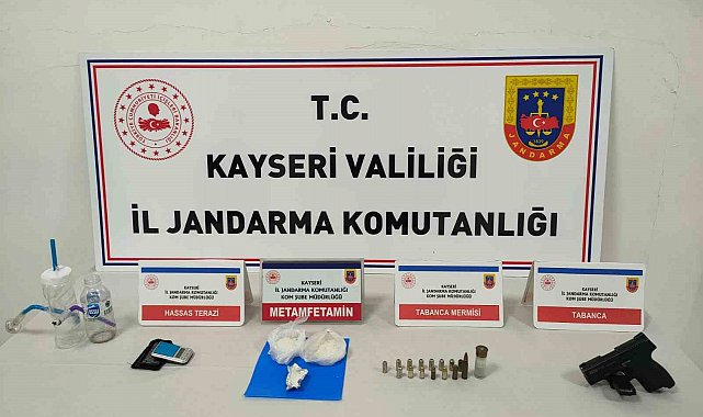Kayseri'de uyuşturucu operasyonu: 2 gözaltı