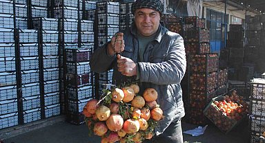 Kendine has lezzetiyle bilinen "Zivzik" narı kilosu 30 liradan satılıyor