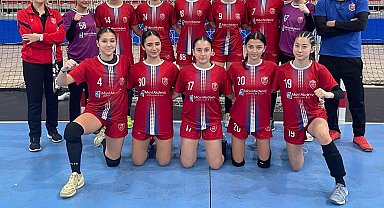 Kepez'in genç hentbolcuları, Süper Lig için play-off turunda