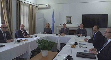 Kıbrıslı liderler "yeni geçiş kapılarını" görüşüyor
