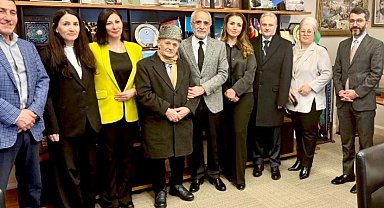 Kırım Tatar Milli Lideri Kırımoğlu, Cumhurbaşkanı Başdanışmanı Topçu'yu ziyaret etti