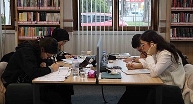 Kitabın kalbi Zübeyde Hanım'da atıyor