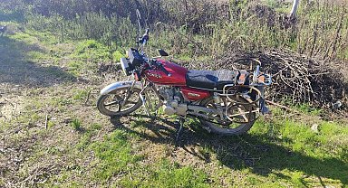 Kontak anahtarı üzerinde unutulan motoru çaldılar